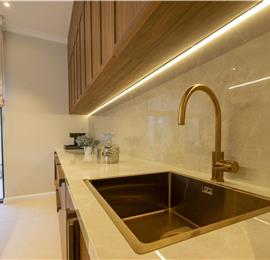 Selection of 5 bedroom seafront villas with pool on Ciovo near Trogir, sleeps 10